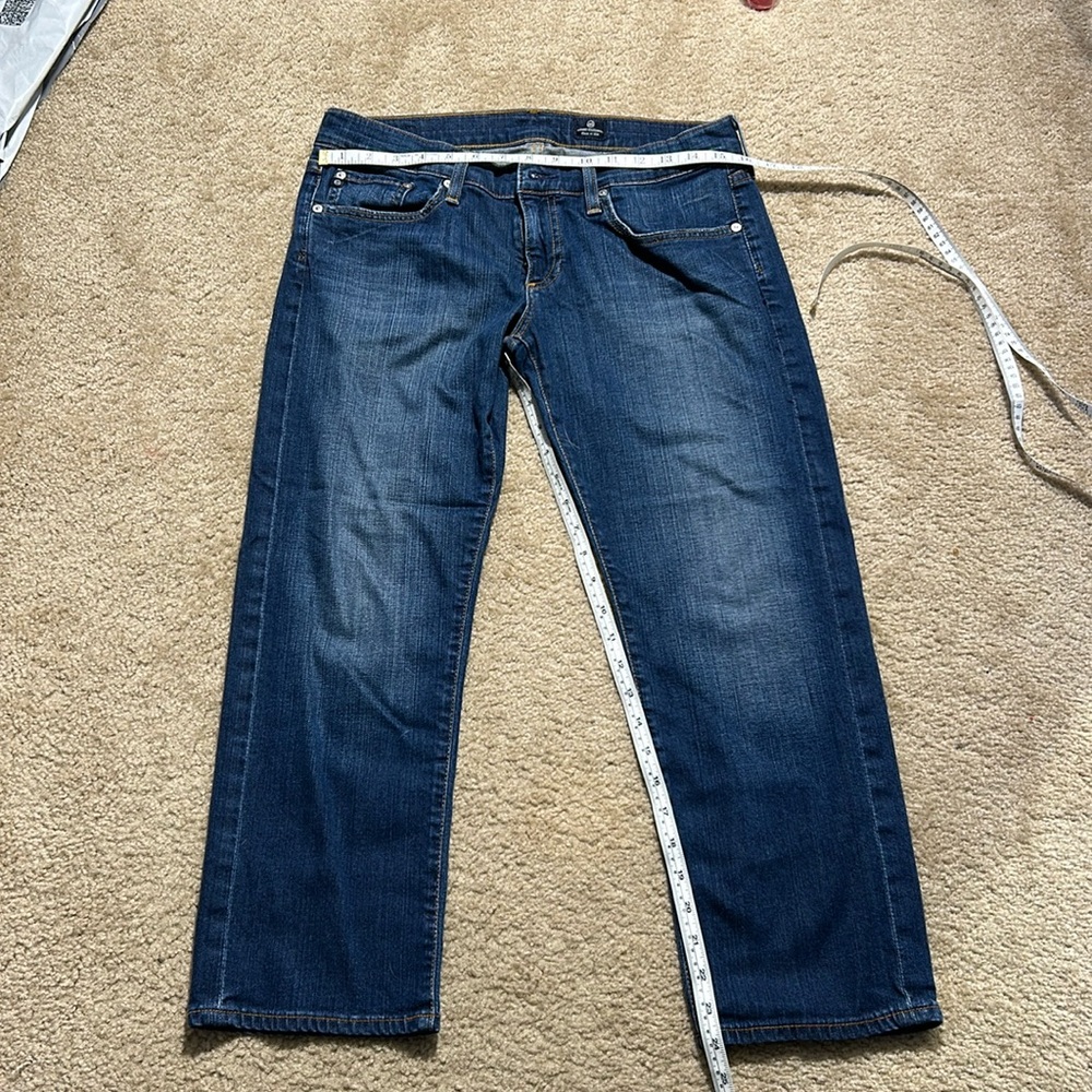 A golde cropped jean size 30